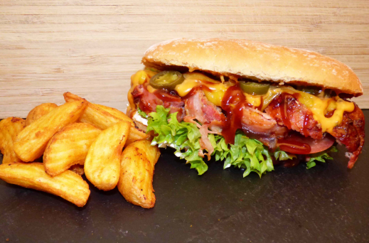 Beef Burger Chili Cheese als Bacon Explosion